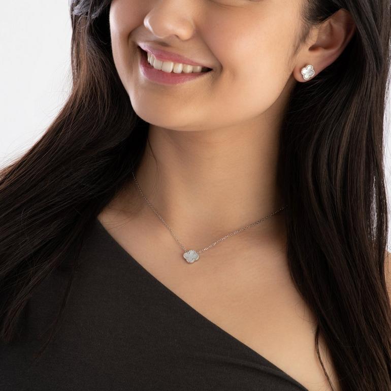 Silver Mother of Pearl Clover Necklace