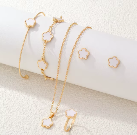 5 Piece Gold Mother Of Pearl Clover Jewelry Sets